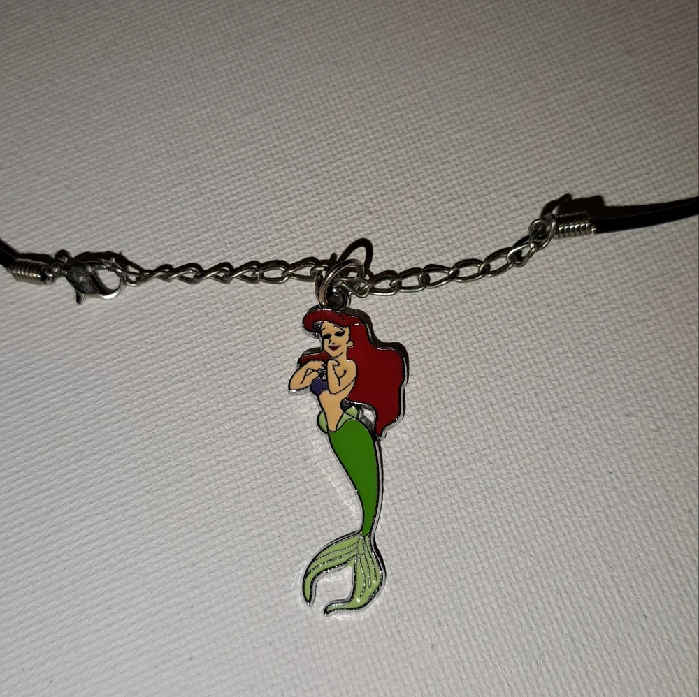 4/$15 🌻 Disney Ariel Little Mermaid Charm Necklace